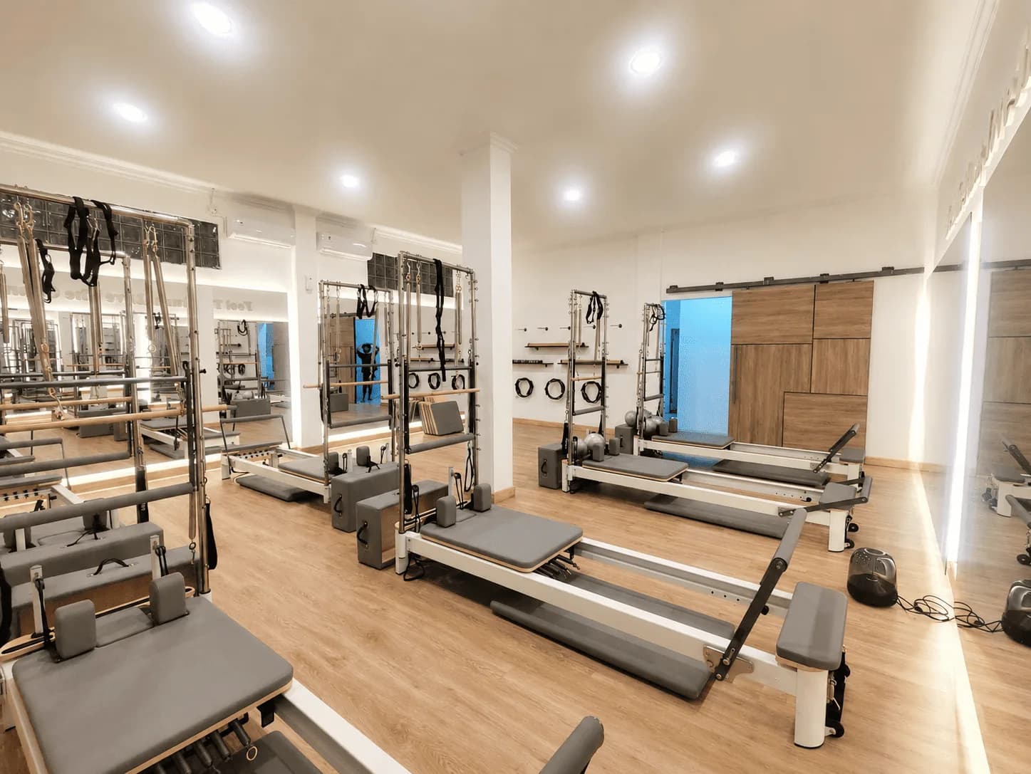 Fix Pilates Studio • Reformer Specialist
